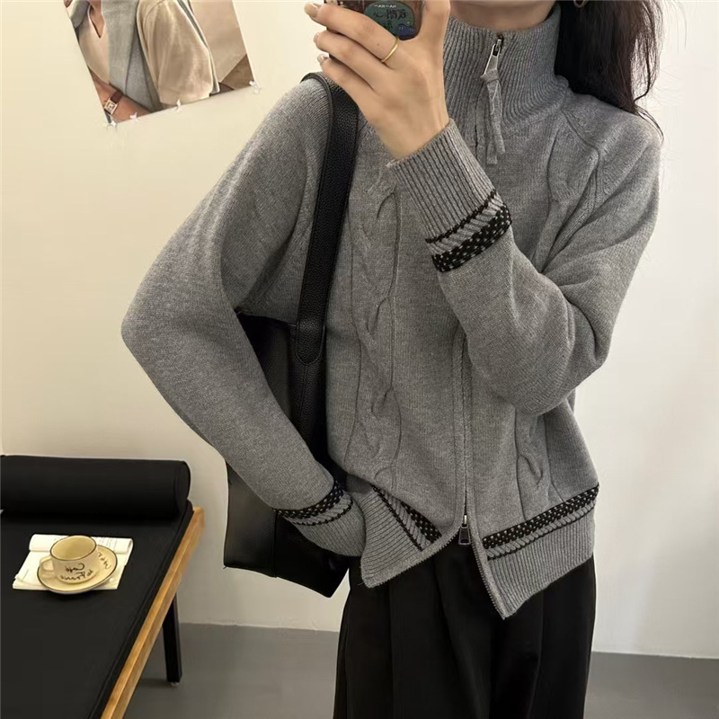 KANING立领慵懒风半拉链针织衫2025秋冬新款女装灰色麻花毛衣外套|undefined