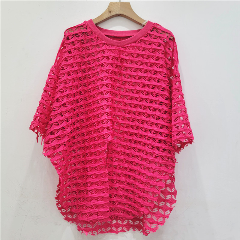 Personalidad fresca de malla hueca de manga corta irregular blusa de bifurcación 2025 verano nueva blusa corta de moda image 2