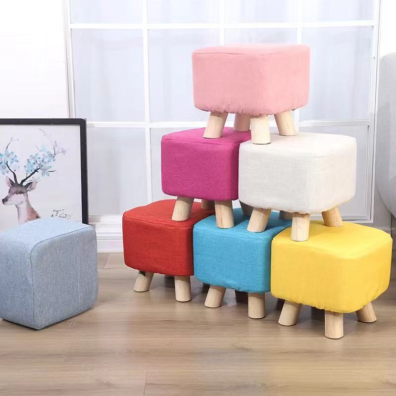 Taburetes de zapatos de madera sólida de dibujos animados para niños taburetes cortos de tela al por mayor logotipo de regalo taburetes sofá