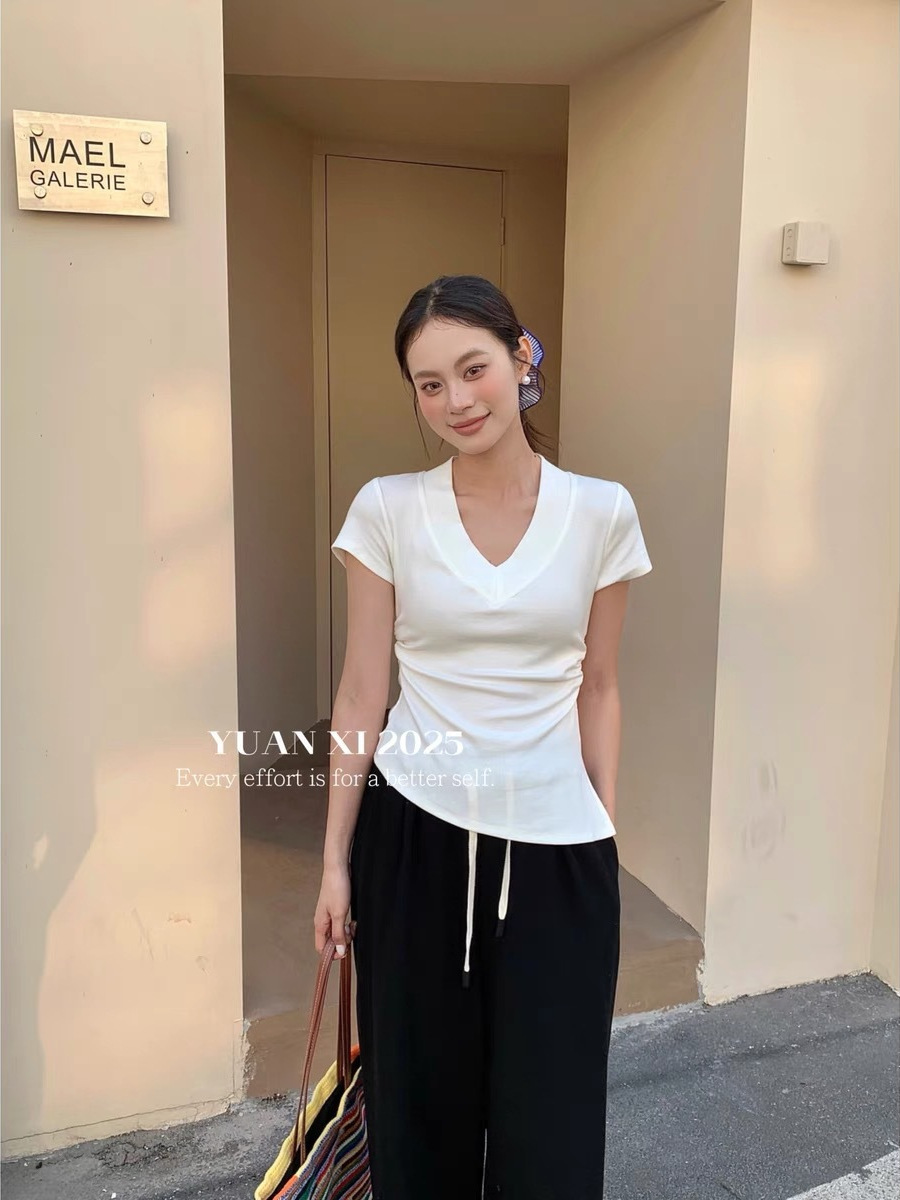 An Tinglu 2026 New Style Simple V-Neck Waist-Cinching Slit Design Slim Fit Versatile Irregular Summer Short-Sleeve Women's Top