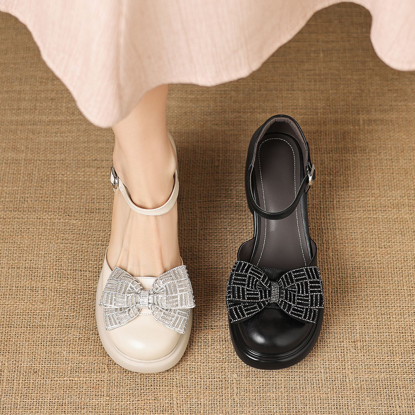 Sandal cao gót nữ mũi nhọn quai ngang đế dày gót 7 cm — đen