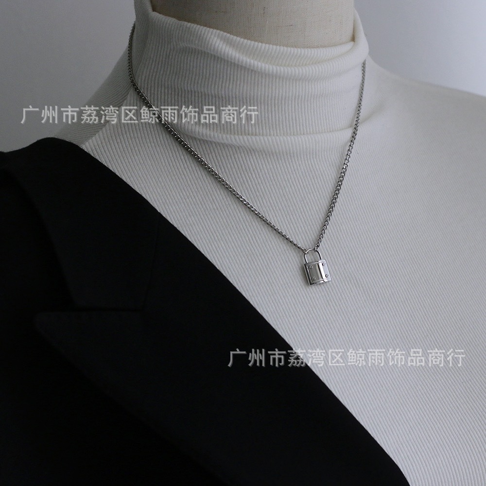 17g Weight Vacuum Plating Gold Plating Process 18K Gold Plated Plating Material 304 Stainless Steel Pendant Material Necklace Classification 304 Stainless Steel Chain Material 304 Stainless Steel Material Women'S Gender Streetwear Style Gold, Silver Color Wholesale Jewelry Streetwear 304 Stainless Steel 18K Gold Plated Necklace 9