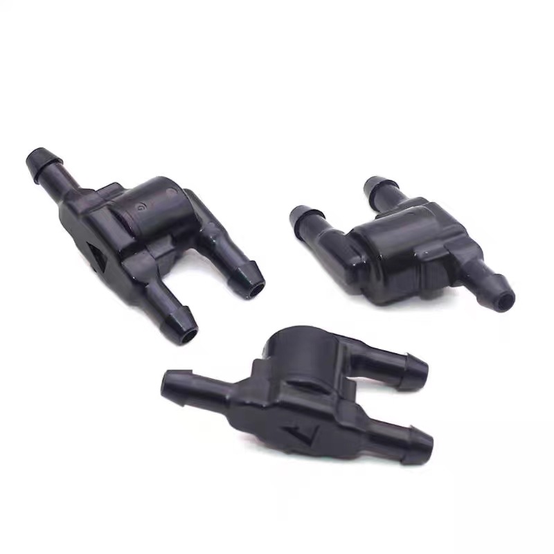 Piezas de automóviles suministro al por mayor limpiaparabrisas tubo de pulverización tubería de conexión tubería de agua del coche tee W26