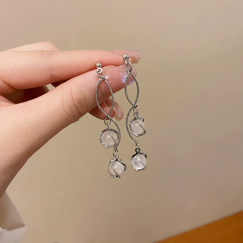 Серьги S925 серебро с иглой, акценты из циркона, минималистичные дизайны класса light‑luxury, ультра‑легкие 0.006 кг
