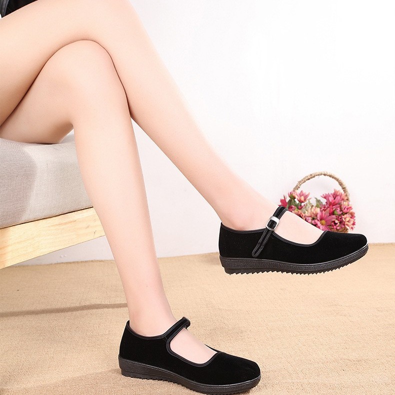 Old Beijing Cloth Shoes Women's Breathable Hotel Shoes Mother Square Dance Belt Injection Molding Rubber Bottom Work Soft Bottom Low-top Cloth Shoes