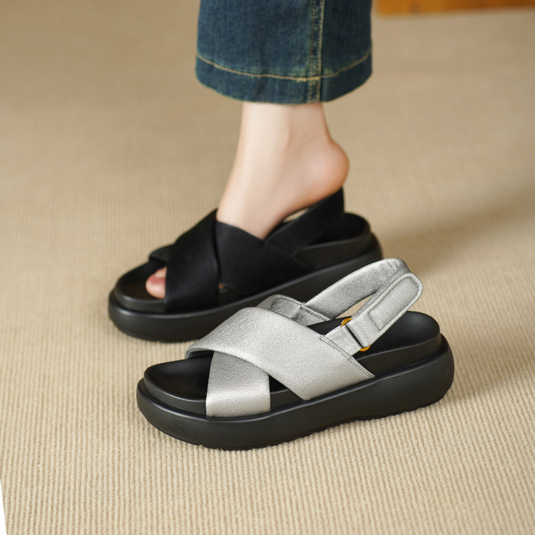 Dép sandal nữ đế xuồng quai hậu mùa hè mới thời trang, thoải mái, đa năng, đế dày, tăng chiều cao, kiểu dáng mở mũi — đen, bạc