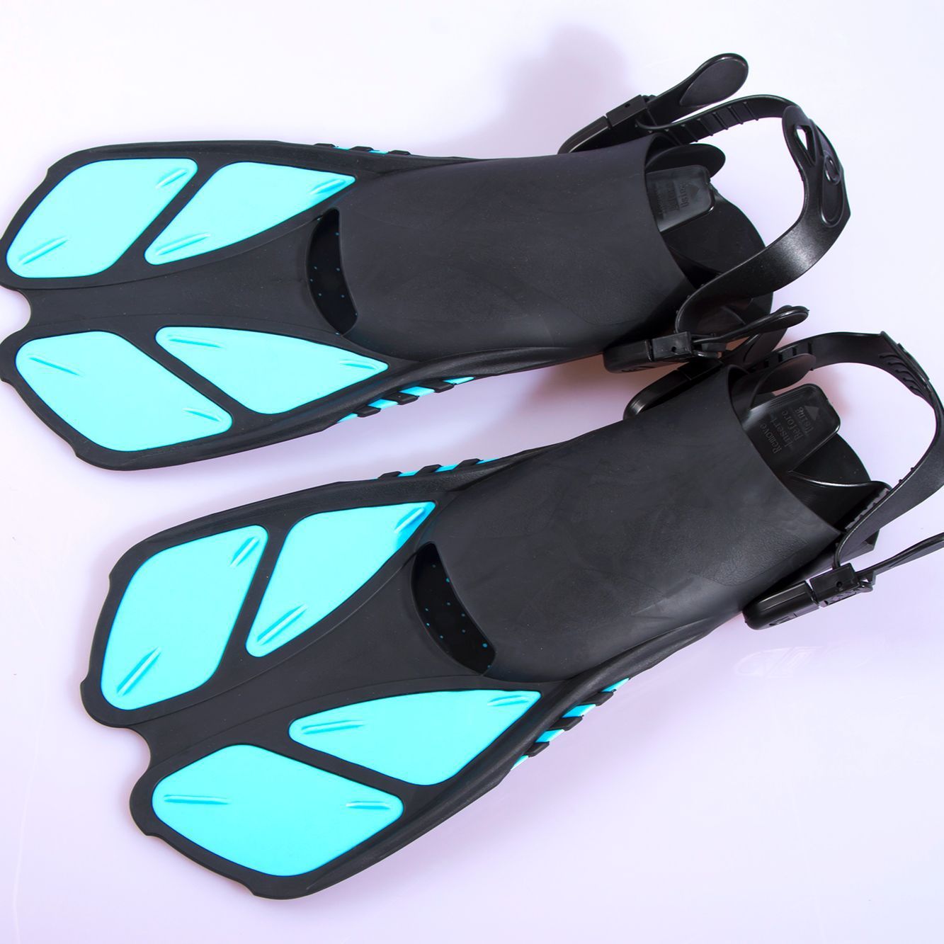 Professional Snorkeling Fins Adjustment for Adults and Children Free Training Fins Diving Sambo Swimming Equipment