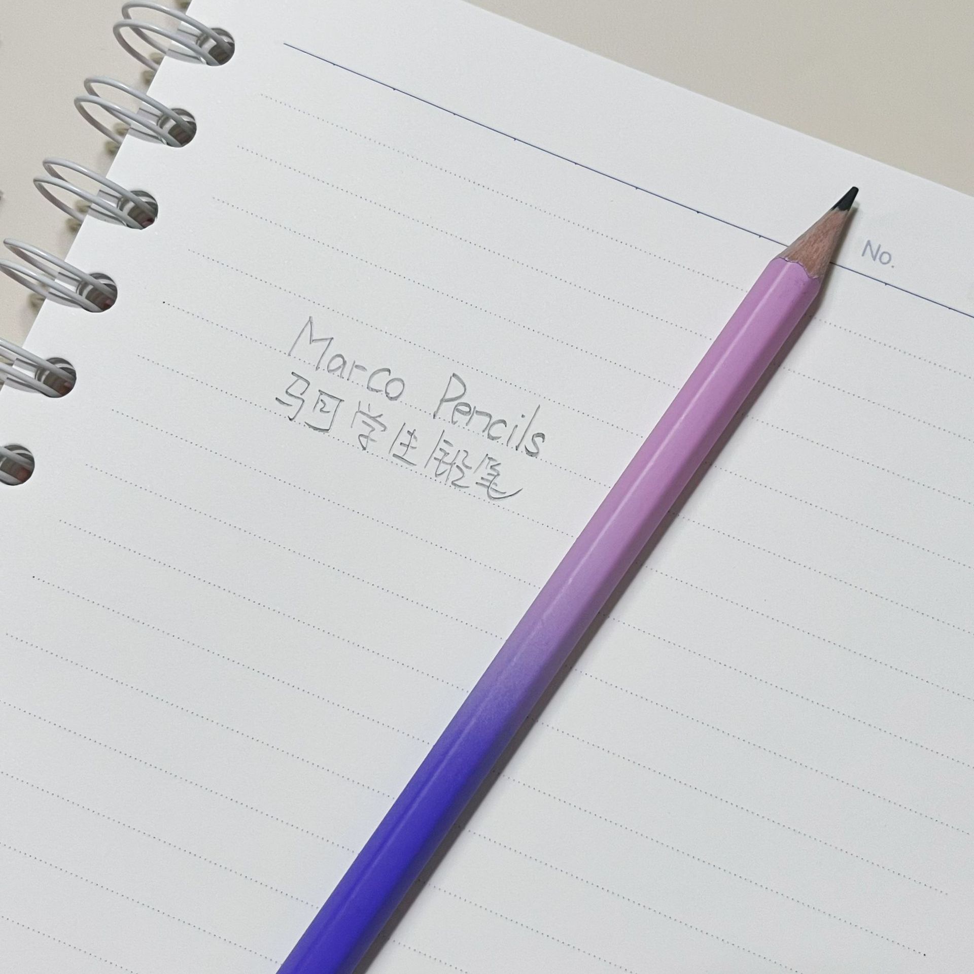 Marco estudiante escritura lápiz 4221 gradiente de color titular de la pluma HB varilla hexagonal estudiante de la escuela primaria niños principiante