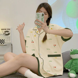 ������@�L˯��Ů���b�ļ�������ϵС�黨Ůʿ���䌒�����e�Ҿӷ�