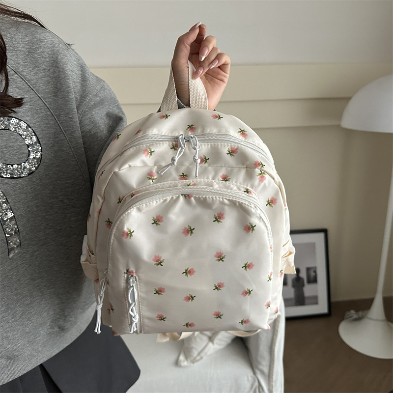 2025 Mochila de empalme de viento de Mori, pequeña mochila de chicas frescas, mini mochila de compras simple