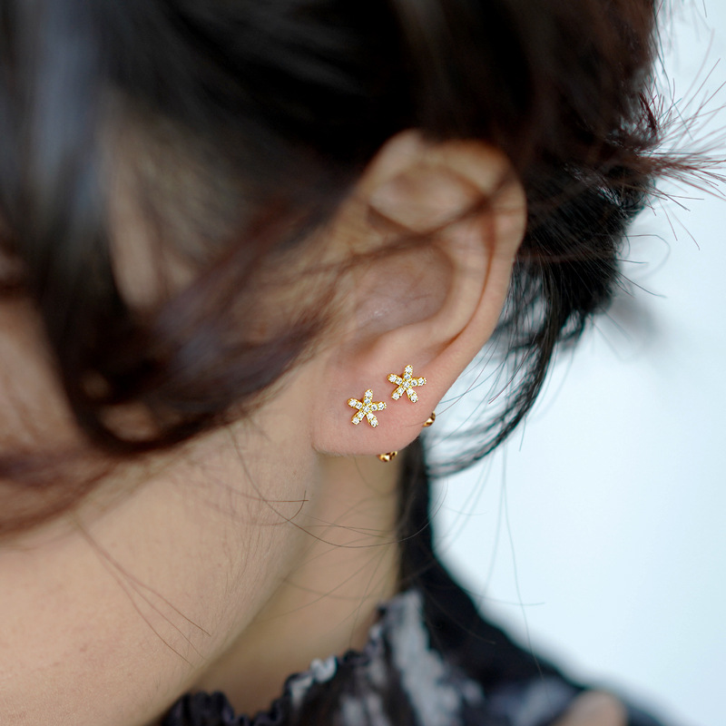 Oreja espárragos 2022 nueva moda flor tornillo giro sueño-libre Pick-libre nicho diseño Super Flash oreja hueso pendientes