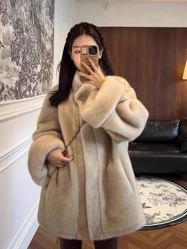 韓国版の中古環境保護ミンクの毛の中の長いタイプの立襟のゆったりしている毛皮の女性の毛のコートの高級感の毛皮の一体冬|undefined