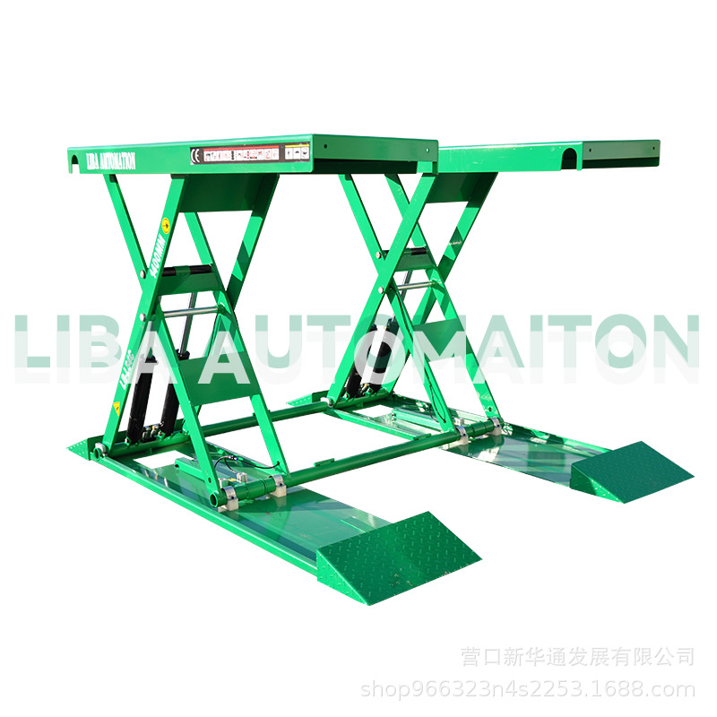 Los fabricantes de elevadores de automóviles de tijera pequeña de 1,4 m operan directamente equipos de mantenimiento y reparación de SUV de 4 toneladas