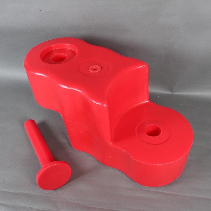 Z型卡丁车室内场馆赛道防撞护栏 跑道围栏 碰碰车路障塑料围挡