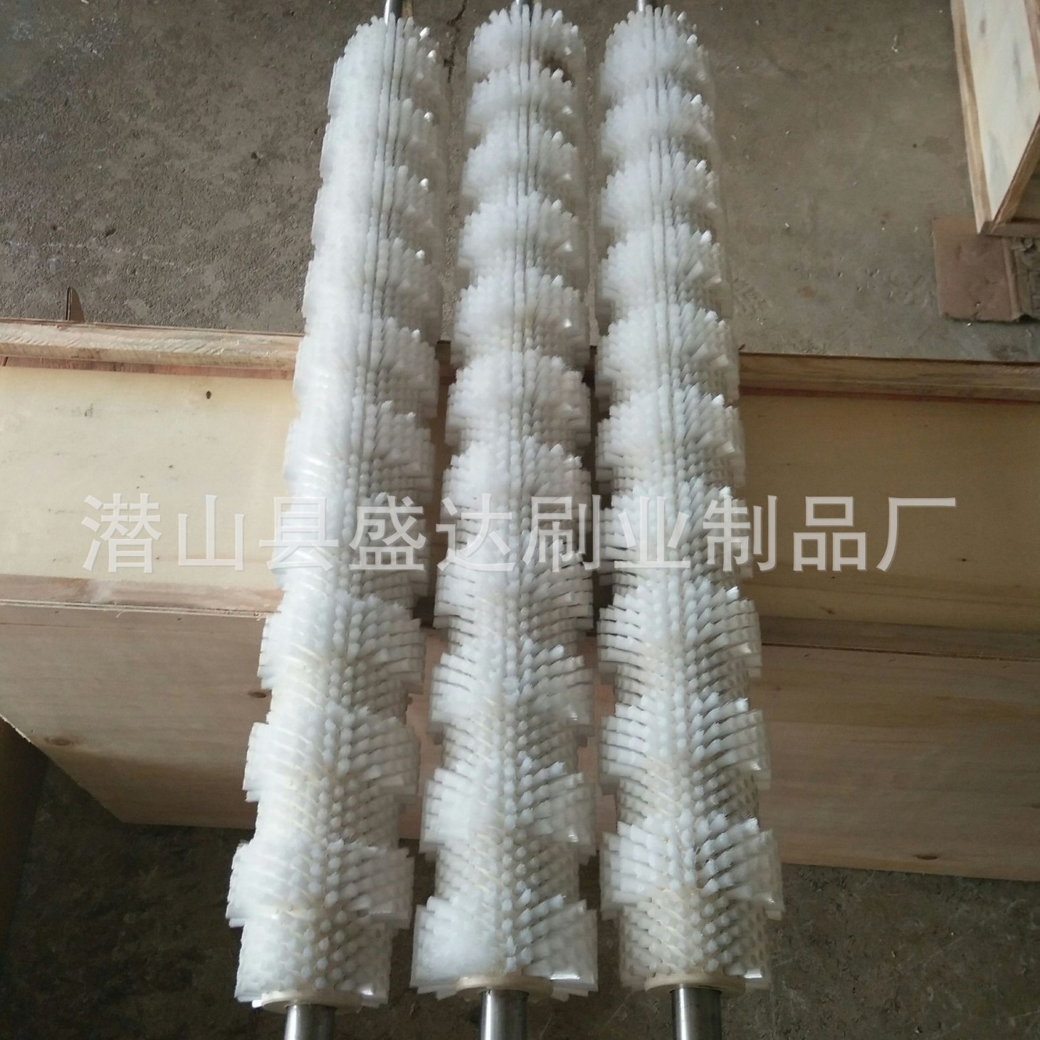 厂家供应瓜果清洗机毛刷辊 洋芋/包豆/生姜清洗机毛刷辊