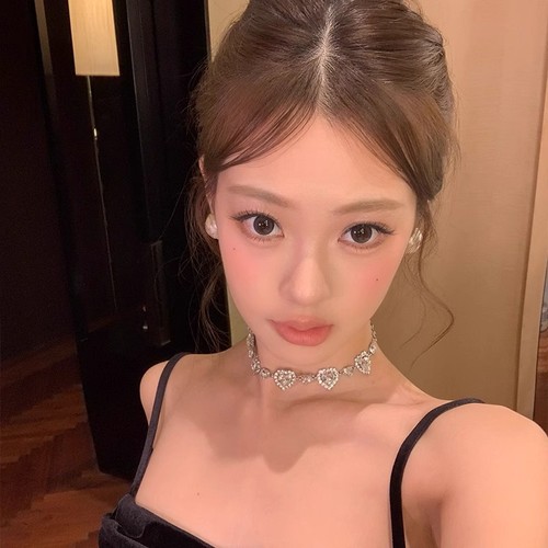 Flashing zirconium full of diamonds love choker niche party necklace high-end exquisite necklace women's autumn and winter clavicle chain sweet