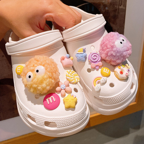 New cute three-dimensional head dog hole shoes shoe pattern DIY garden shoes detachable buckles all-match accessories buckles wholesale