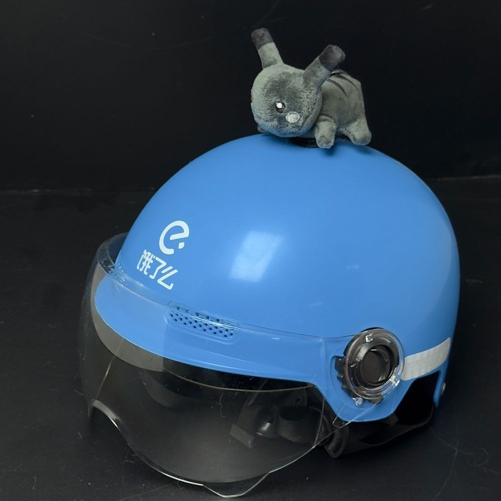 Garfield cat helmet decoration, delivery helmet accessory, high-end cute motorcycle helmet, universal and detachable