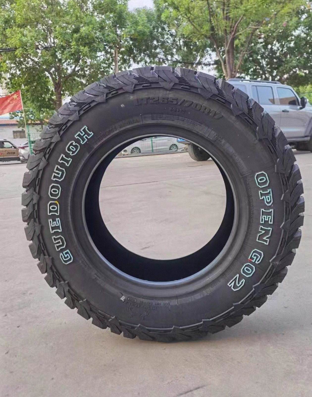 ZhanTu Tire LT265/70R17 121/118S GO2 Gladiator AT Series All-Terrain Off-Road Tire