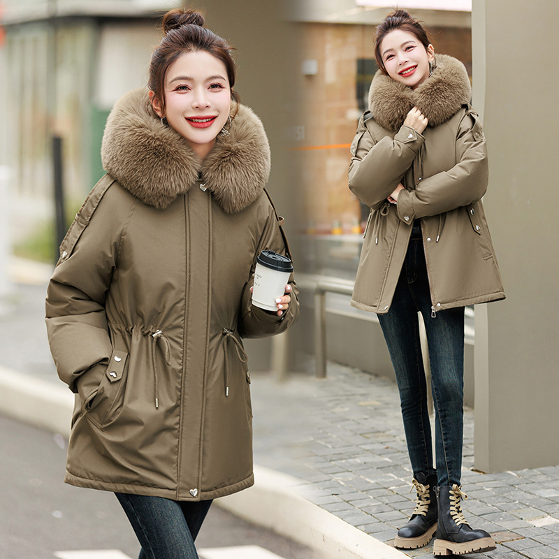 Invierno de 2025 nuevo estilo para mujeres más gruesa chaqueta de algodón coreana, chaqueta de algodón delgada y ropa de algodón de cuello de pelusa