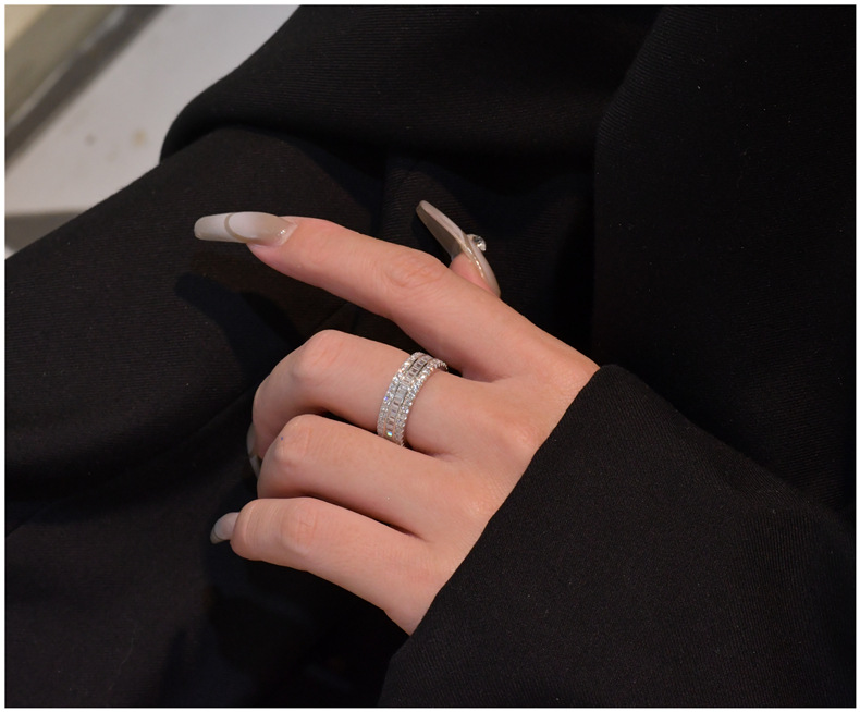 Fashion Solid Color Sterling Silver Inlaid Zircon Rings