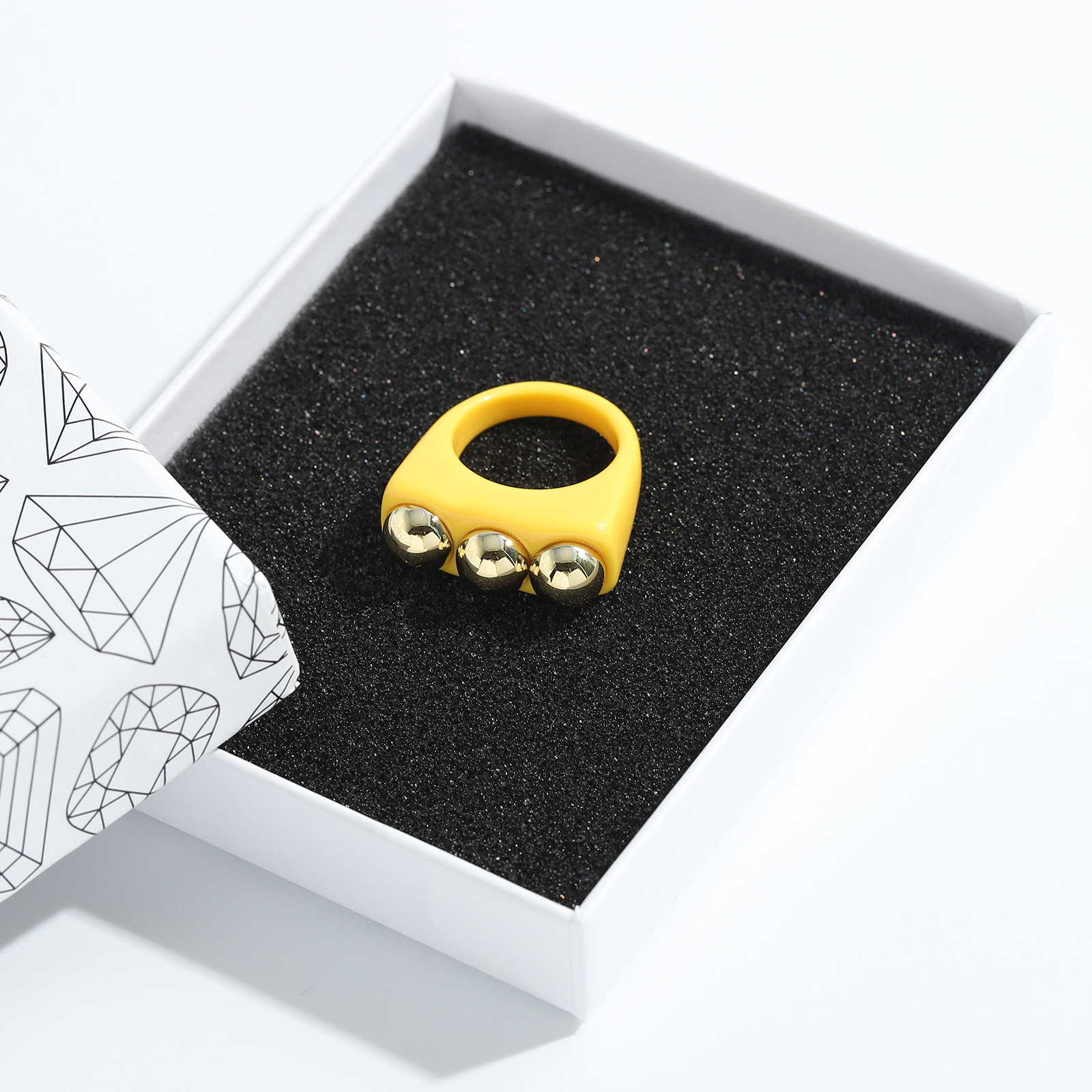 fashion acrylic inlaid metal ball ring