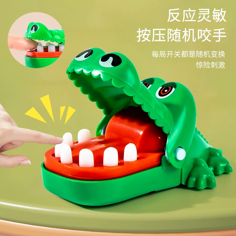 Игрушка, маленький крокодил, кусает палец, оптом