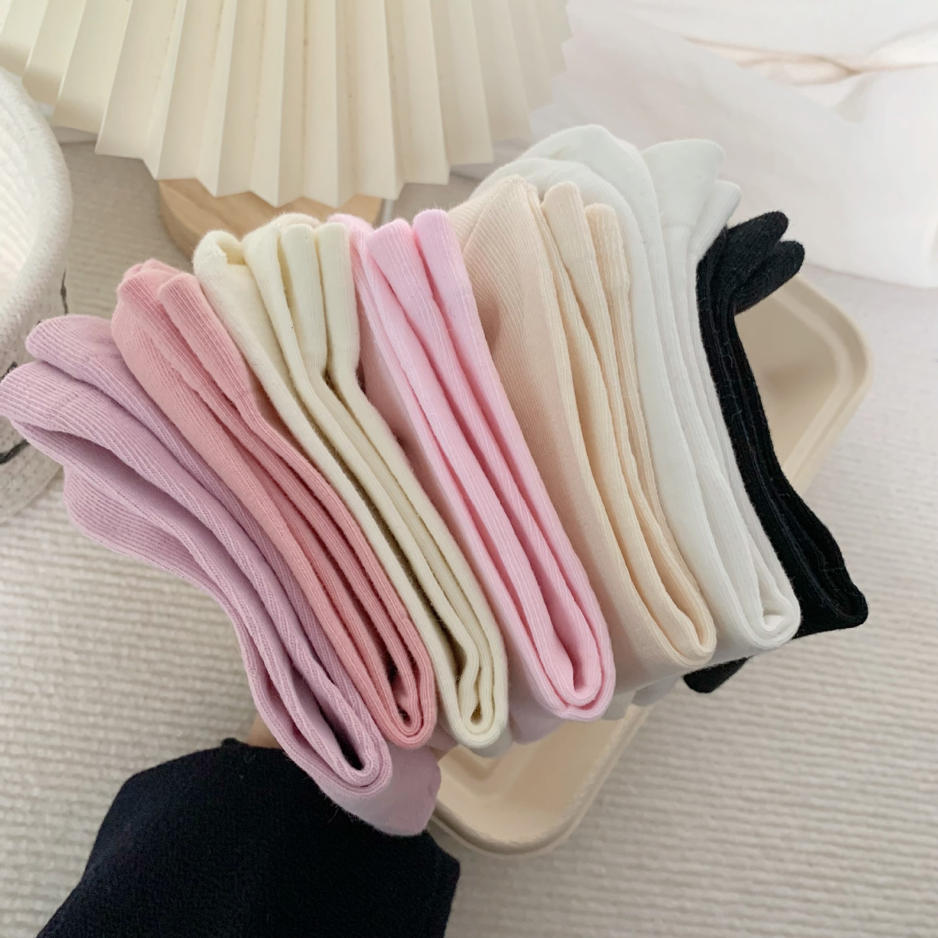 無骨襪子中筒潮女純色彩色月子襪韓國純色襪彩色百搭堆堆襪批發襪