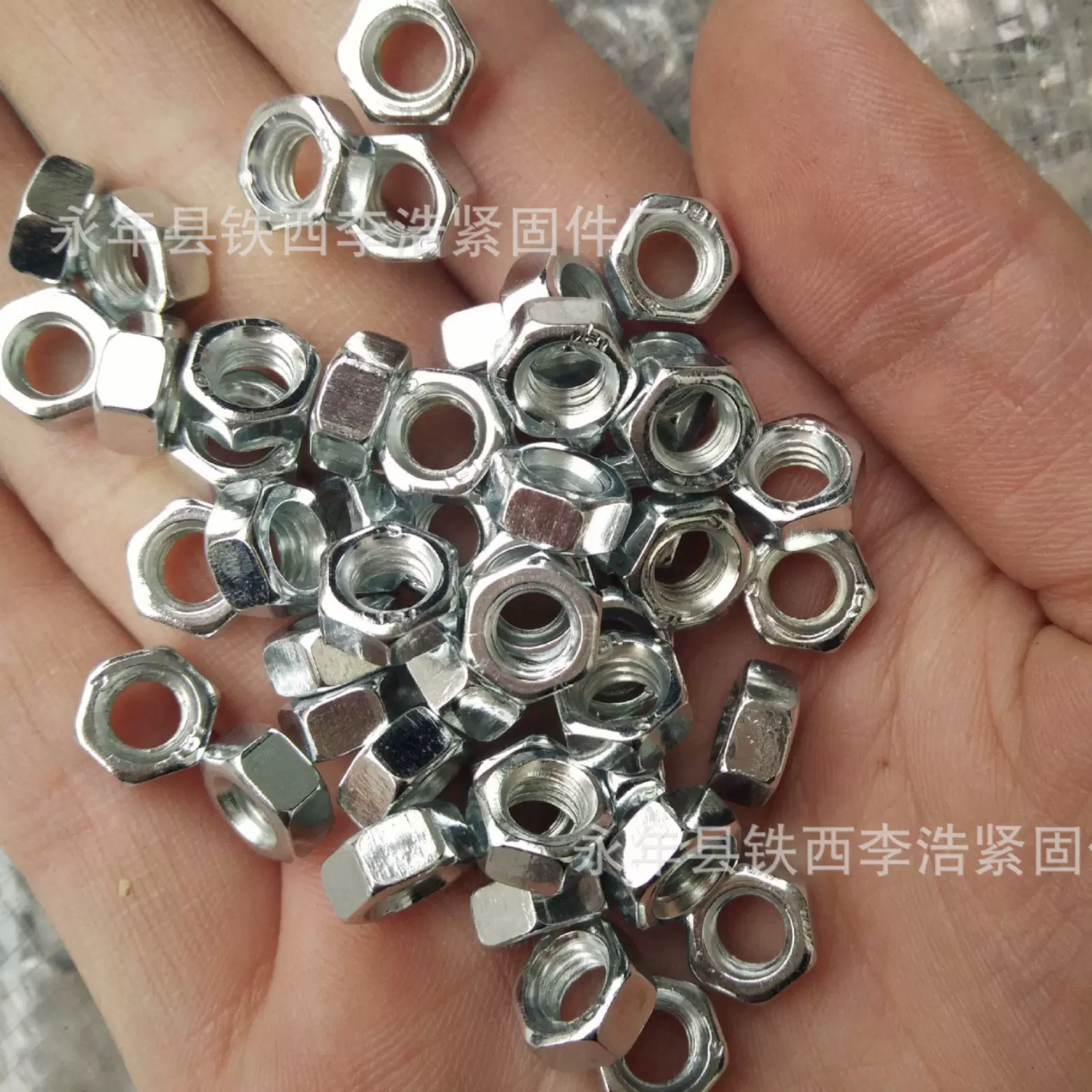 六角螺母镀锌螺母小孔螺母白彩M3M4M5M6M8M10M12M14M16M18M20M22