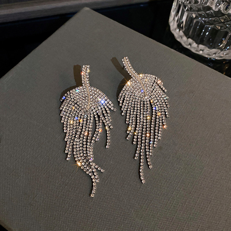 fashion inlaid rhinestone leaf tassel copper earrings wholesale