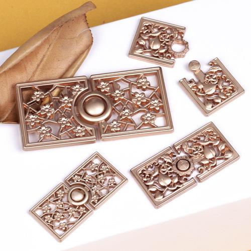 Hanfu metal buckle, peach square plum blossom pair buckle, stand collar, Chinese style decorative buckle, cloud shoulder shawl, metal plate buckle