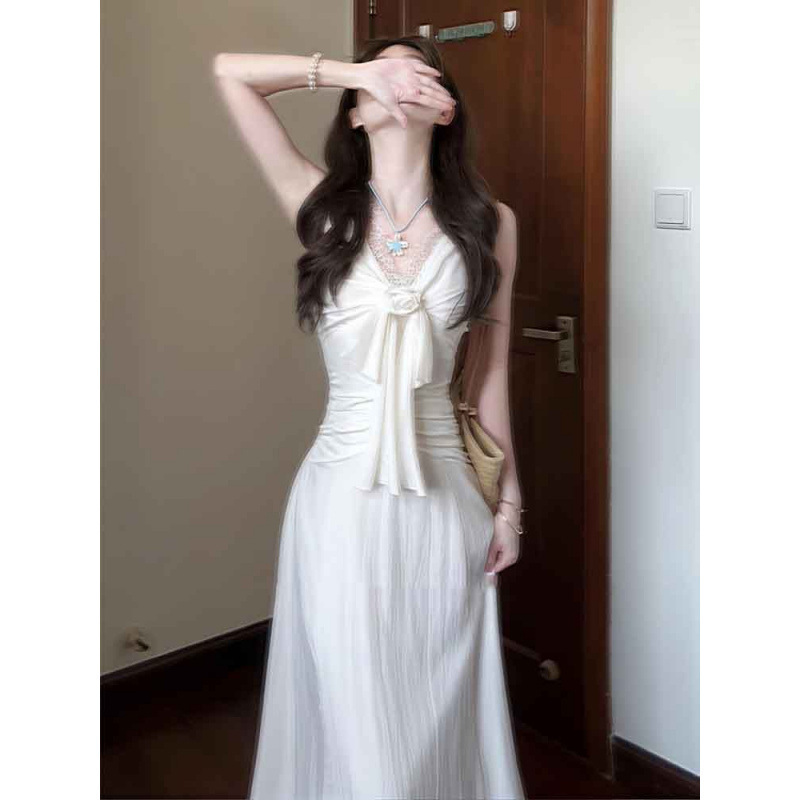 纯欲温柔V领法式无袖连衣裙女夏白色修身a字长裙设计感小众裙子|undefined