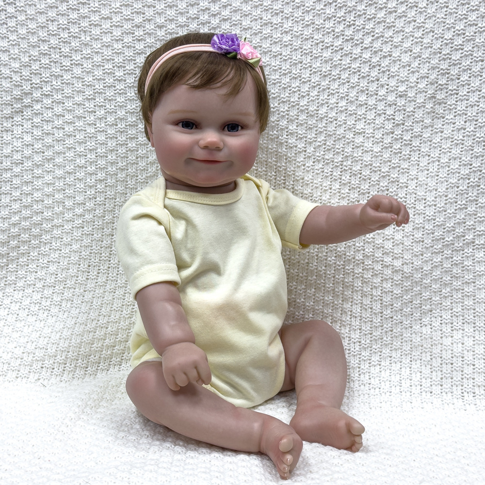 Muñecas de simulación de 50 cm de suministro de productos de comercio electrónico muñecas transfronterizas pueden ser muñecas de agua pesada Mad Henghua