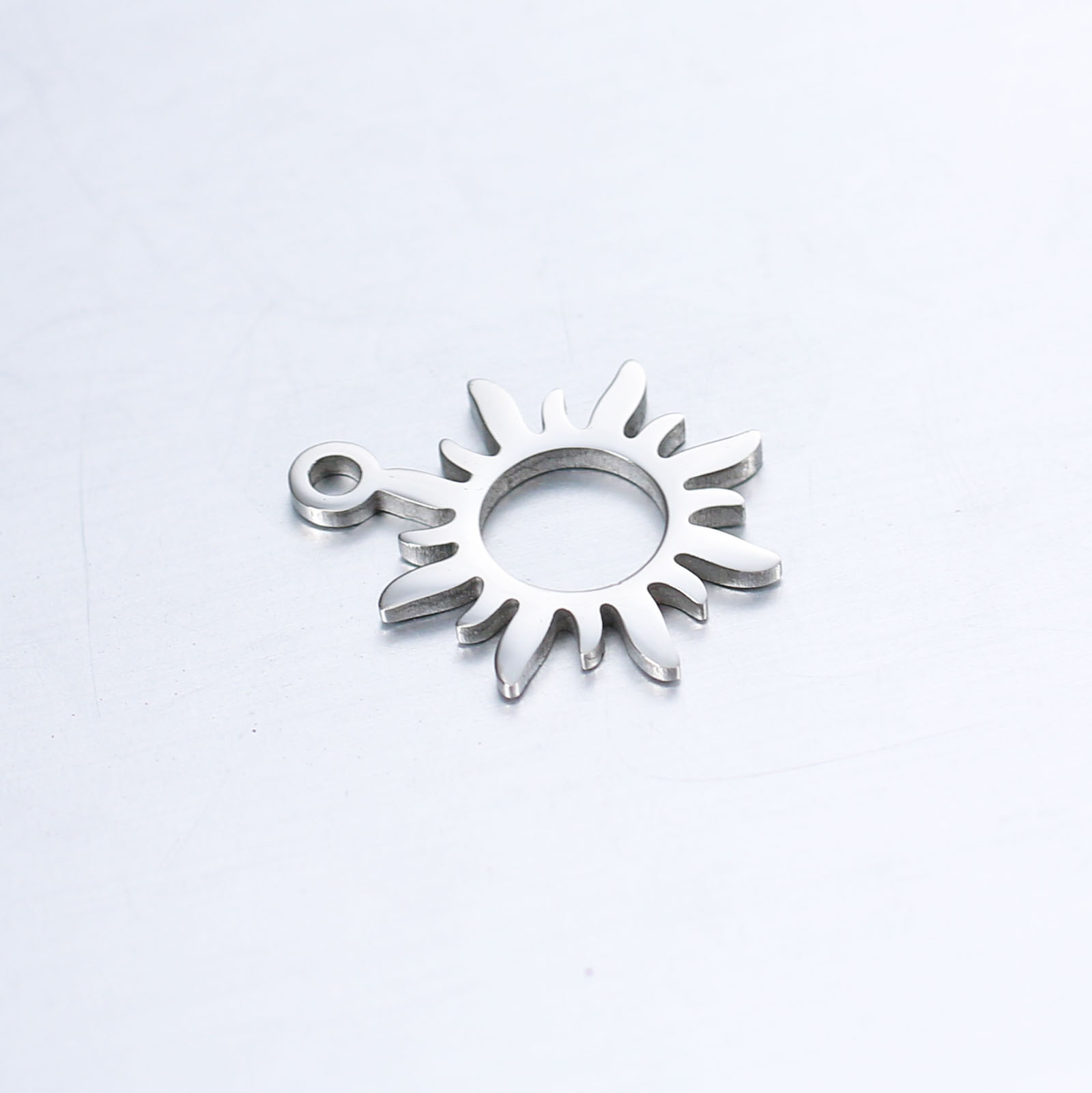 DOOYIO 5 Stück/Lot hochglanzpolierter Edelstahl Sonnenblume Anhänger Charms für DIY Halskette Schmuckherstellung Zubehör Armband – Detail 5