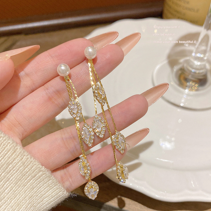 设计感树叶流苏显瘦耳环轻奢高级感网红耳坠银针长款叶子锆石耳饰|undefined