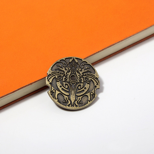 Demon Hunter board game Cthulhu Yellow King Hastur's Eye badge game currency fantasy metal coin