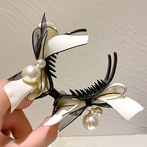 Hollywood-style butterfly bow pearl hair clip for women, large size, summer, high-end hair accessory, back of the head, elegant hair decoration clip