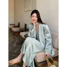 ���|���b���׽^��2025�괺С���bŮ�߼��о������ȹ�ɼ���