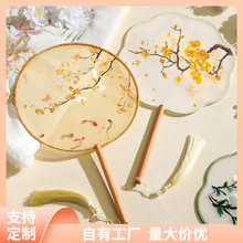 ?�F�ȹ��L���ӹ��bС�A���p�惺ͯ�h������Ůͯ�赸���L�����۽z