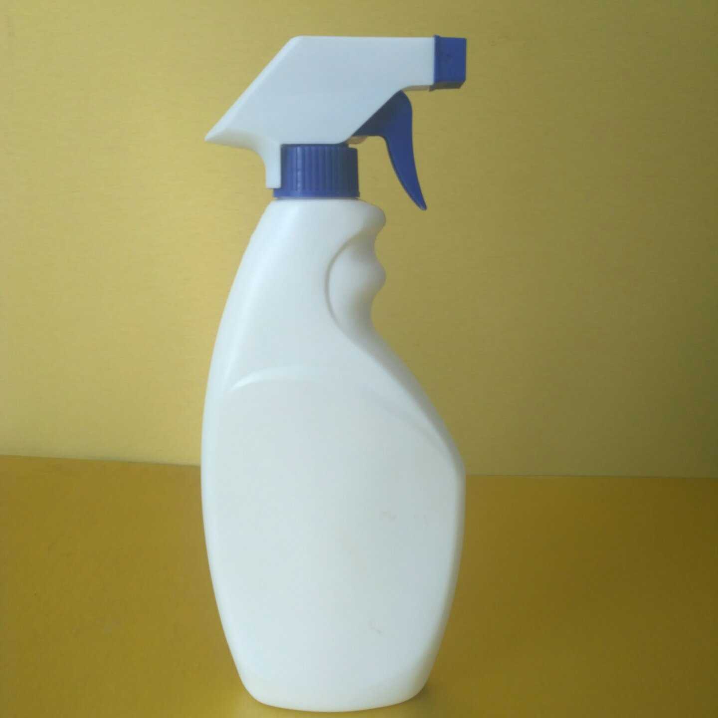 厂家供应 500ml手枪塑料喷瓶 喷雾瓶 清洁剂瓶 清洁分装瓶
