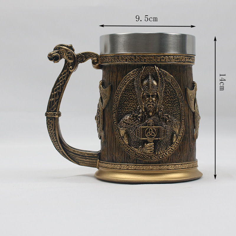 Taza de cerveza en relieve de acero inoxidable de resina creativa americana Taza de calavera punk de personalidad retro