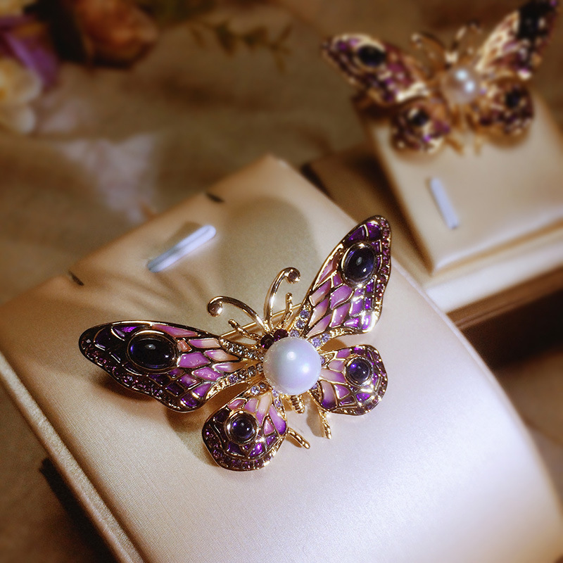 European and American enamel painted butterfly brooch, freshwater pearl opal pin, sweater chain dual use_voghion.com