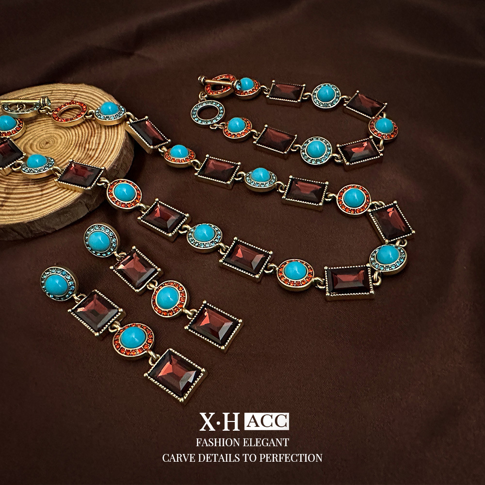 Middle Ancient vintage Jewelry Western Antique Tea Diamond Tassel Earrings Women's Court Style Vintage Necklace suit