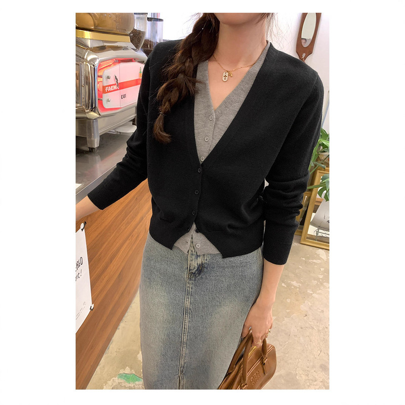 假两件V领拼色软糯针织开衫女秋冬新款慵懒风短款小个子毛衣外套|undefined