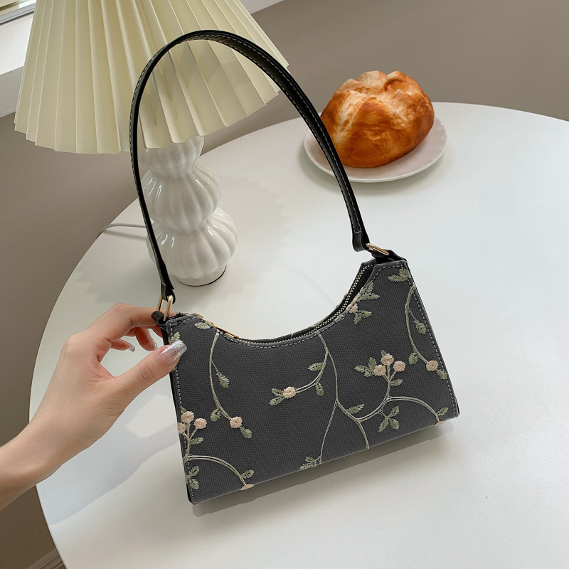 Bag Women 2021 New Spring Western Style Lace Shoulder Bag Fashion Simple Korean Version Embroidered Small Fresh Tote Bag