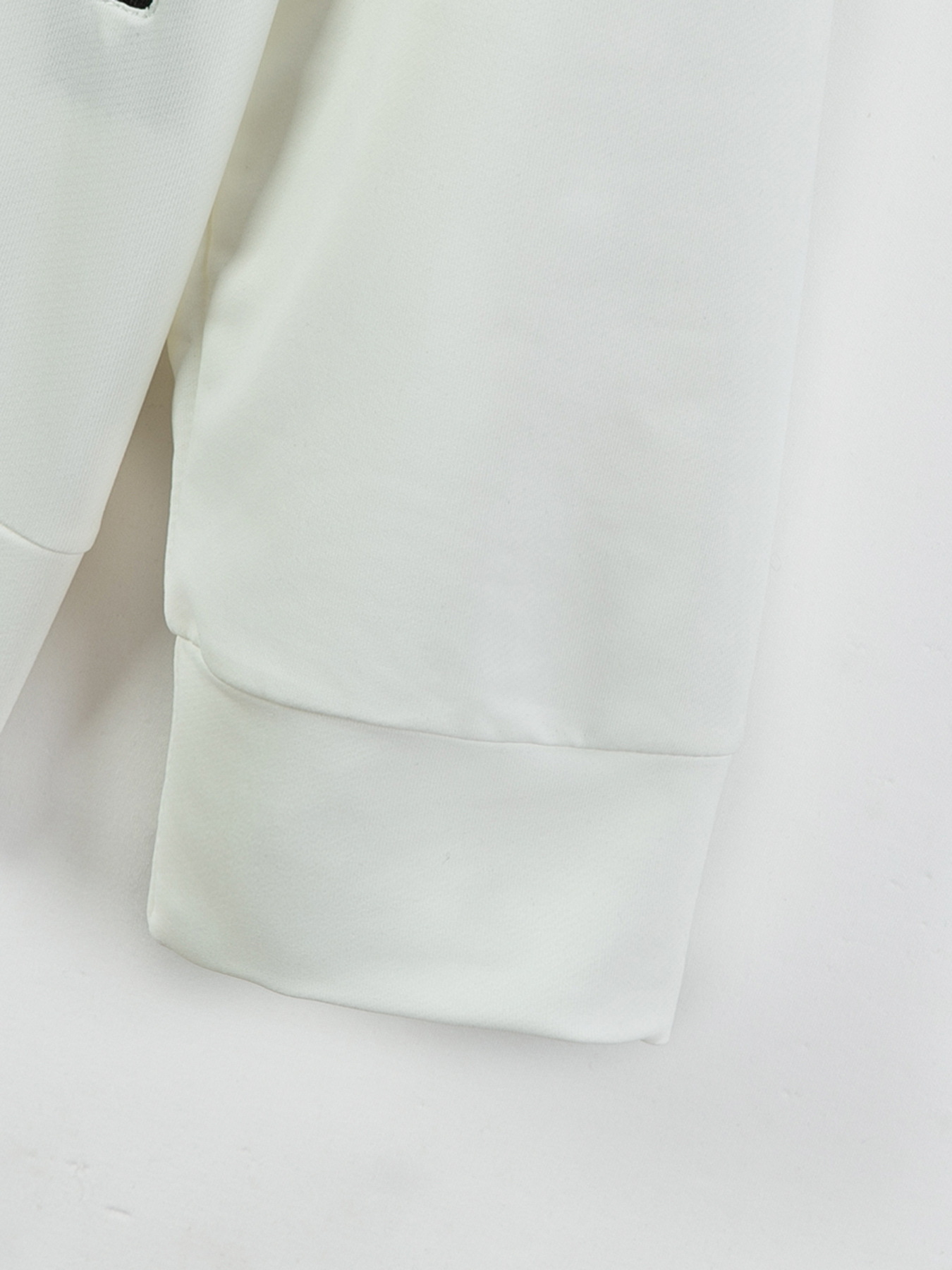 Men's Casual Stand-up Collar Zipper Jacket With Pleated Detail_voghion.com