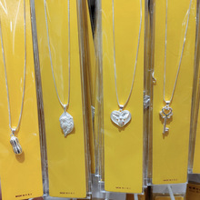 ��Ů���y�����朵���һ�~��ؔ������P헉�