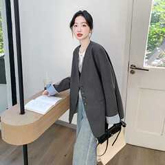 灰色设计感极简风撞色拼接V领西装女2025秋新款休闲时尚无领外套
