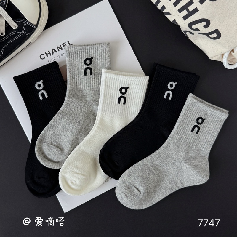 爱嘀嗒儿童袜子秋冬款精梳棉日系ins花边格雷灰色字母女童中筒袜|undefined