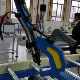 其他铆接设备;液压铆钉机;气动铆钉机